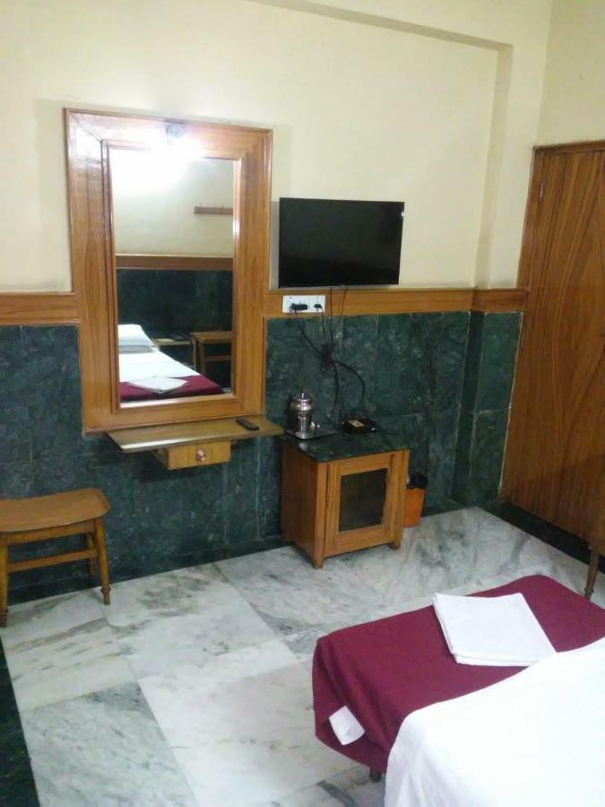 Sarmani Hotels Pvt. Ltd Chennai Eksteriør bilde
